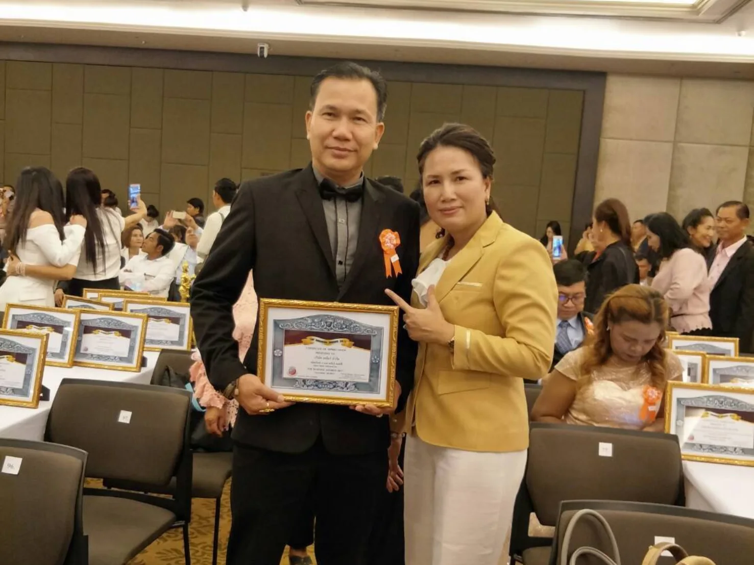 เคลยีร์ รางวัล 02